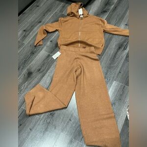 NWT Full SetWomen's Brown Wide Leg Pants & Hoodie.
